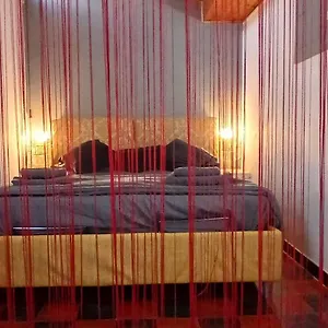 Flat 13 Appartamento Aeroporto di Catania Fontana Rossa